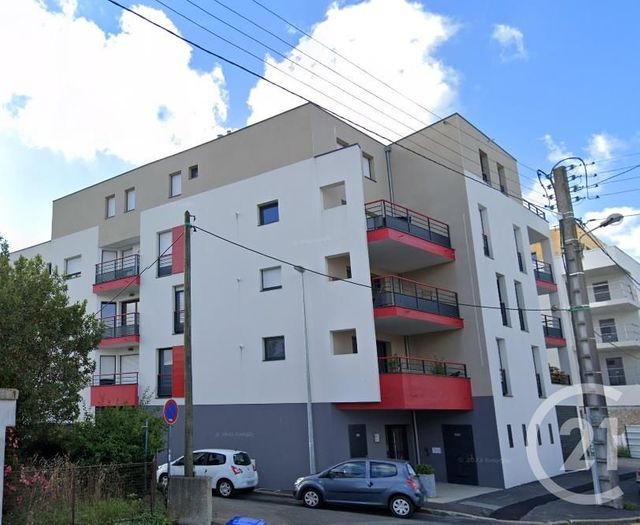 Appartement Studio &agrave; louer - 1 pi&egrave;ce - 28,49 m2 - St Nazaire - 44 - PAYS-DE-LOIRE
