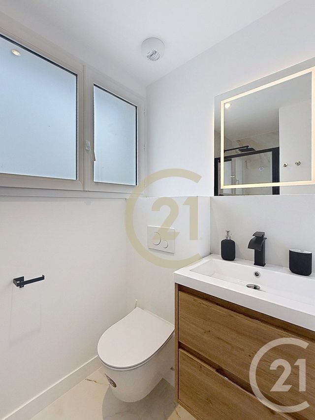 Appartement Studio &agrave; louer - 1 pi&egrave;ce - 18,80 m2 - St Nazaire - 44 - PAYS-DE-LOIRE