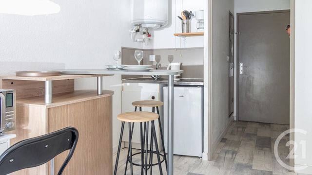Appartement Studio &agrave; louer - 1 pi&egrave;ce - 16,11 m2 - St Nazaire - 44 - PAYS-DE-LOIRE