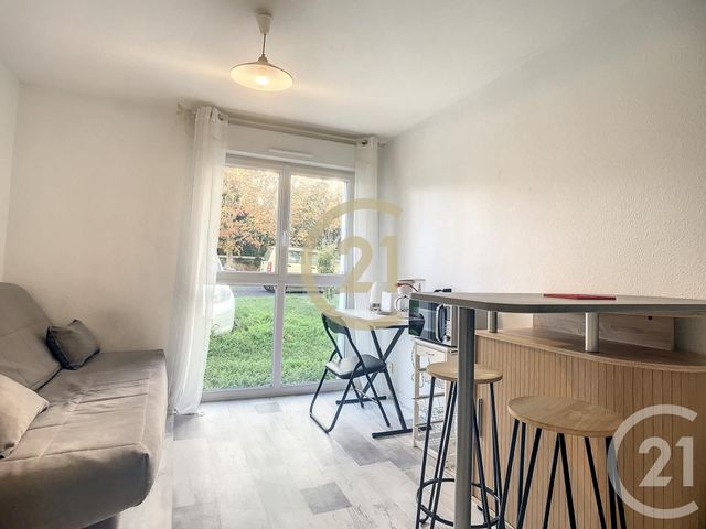 Appartement Studio &agrave; louer - 1 pi&egrave;ce - 16,11 m2 - St Nazaire - 44 - PAYS-DE-LOIRE