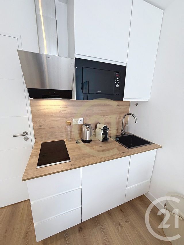 Appartement Studio &agrave; louer - 1 pi&egrave;ce - 16,30 m2 - St Nazaire - 44 - PAYS-DE-LOIRE