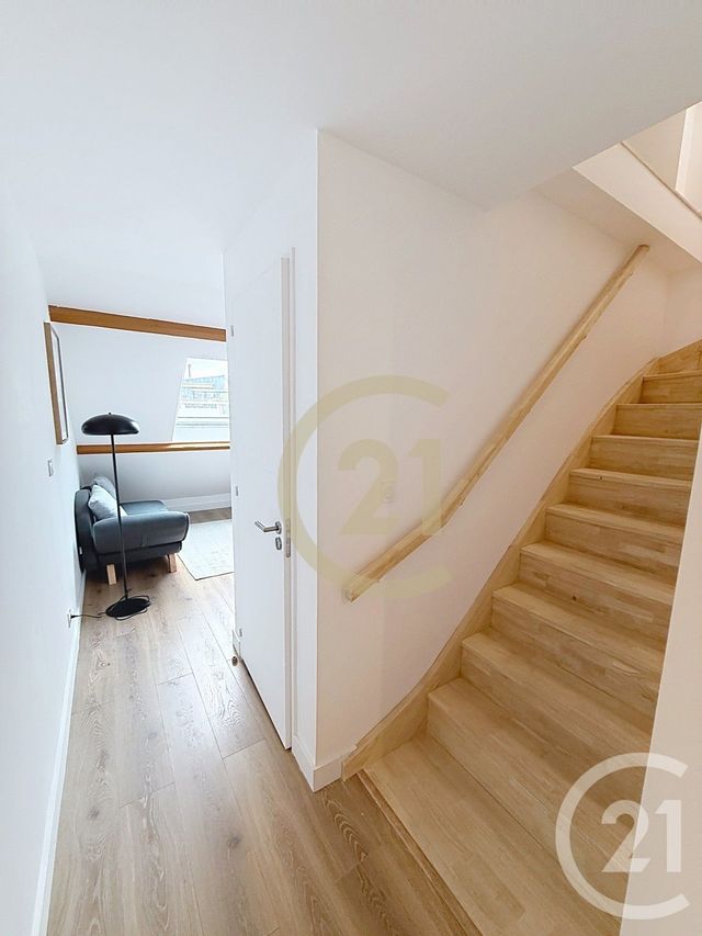 Appartement Duplex &agrave; louer - 3 pi&egrave;ces - 21,85 m2 - St Nazaire - 44 - PAYS-DE-LOIRE