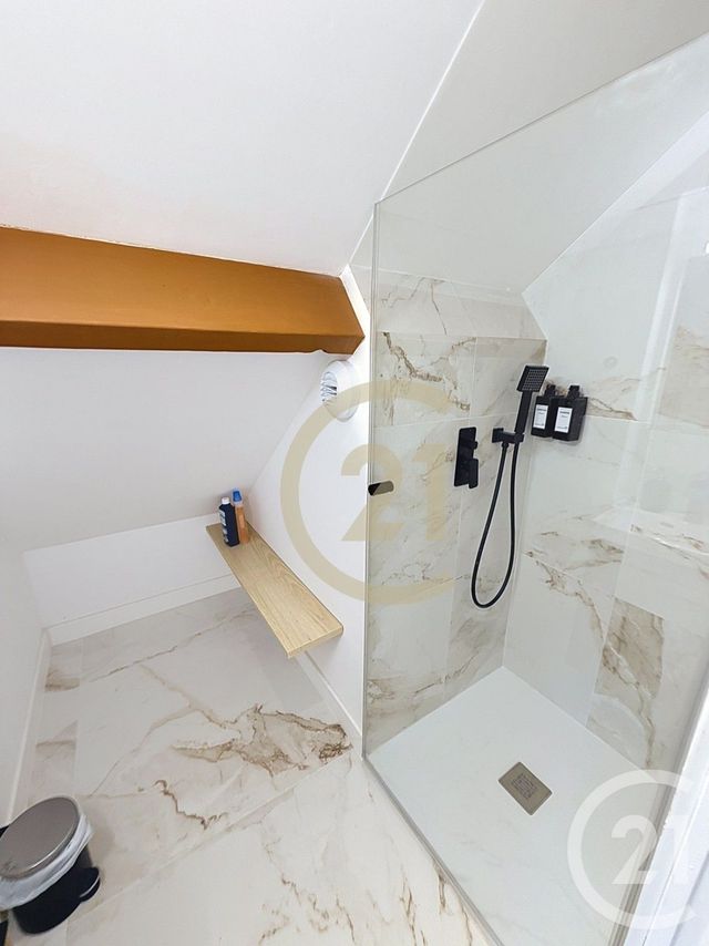 Appartement Duplex &agrave; louer - 3 pi&egrave;ces - 21,85 m2 - St Nazaire - 44 - PAYS-DE-LOIRE