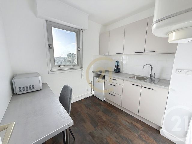 Appartement F1 &agrave; louer - 1 pi&egrave;ce - 26 m2 - St Nazaire - 44 - PAYS-DE-LOIRE