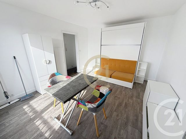 Appartement F1 &agrave; louer - 1 pi&egrave;ce - 26 m2 - St Nazaire - 44 - PAYS-DE-LOIRE