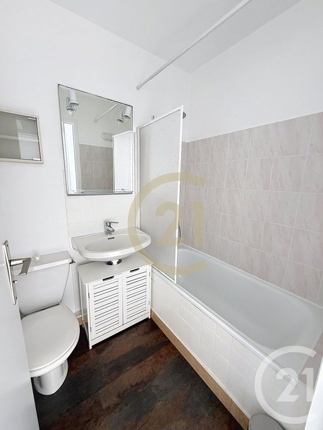 Appartement F1 &agrave; louer - 1 pi&egrave;ce - 26 m2 - St Nazaire - 44 - PAYS-DE-LOIRE