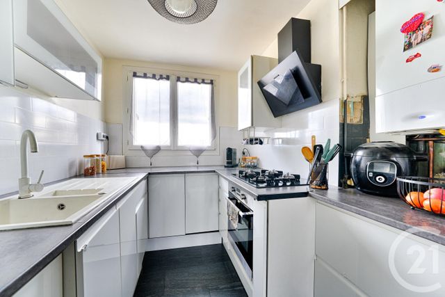 Appartement F3 à vendre - 3 pièces - 56,36 m2 - Le Plessis Trevise - 94 - ILE-DE-FRANCE