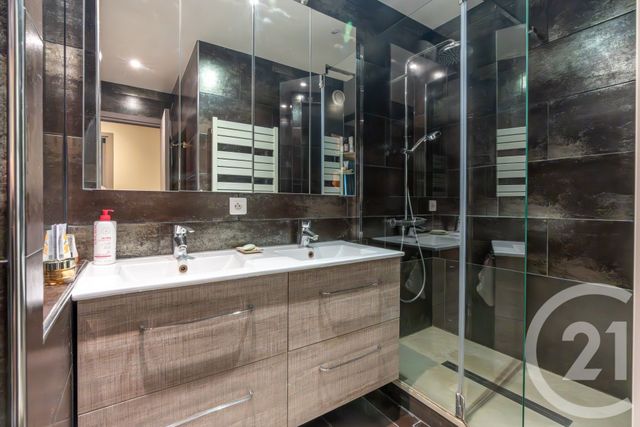 Appartement F5 à vendre - 5 pièces - 90,27 m2 - Villiers Sur Marne - 94 - ILE-DE-FRANCE