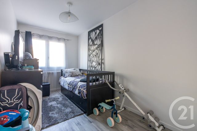 Appartement F4 à vendre - 4 pièces - 81,02 m2 - Champigny Sur Marne - 94 - ILE-DE-FRANCE