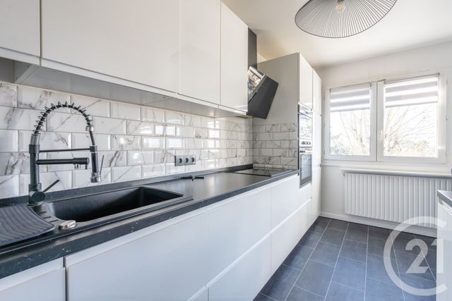 Appartement F4 à vendre - 4 pièces - 81,02 m2 - Champigny Sur Marne - 94 - ILE-DE-FRANCE