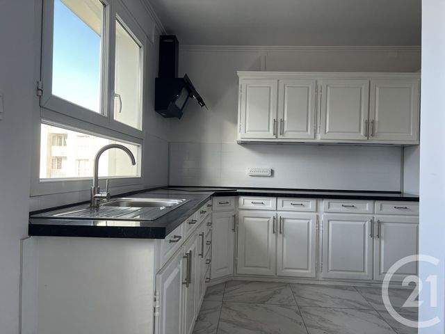 Appartement F3 à louer - 3 pièces - 66,84 m2 - Villiers Sur Marne - 94 - ILE-DE-FRANCE