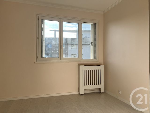 Appartement F3 à louer - 3 pièces - 66,84 m2 - Villiers Sur Marne - 94 - ILE-DE-FRANCE