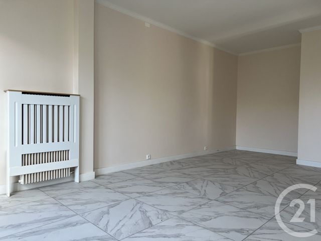 Appartement F3 à louer - 3 pièces - 66,84 m2 - Villiers Sur Marne - 94 - ILE-DE-FRANCE