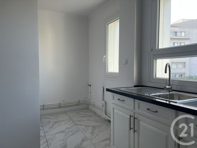 Appartement F3 à louer - 3 pièces - 66,84 m2 - Villiers Sur Marne - 94 - ILE-DE-FRANCE