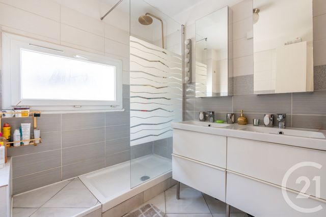 Maison &agrave; vendre - 9 pi&egrave;ces - 231,79 m2 - Champigny Sur Marne - 94 - ILE-DE-FRANCE