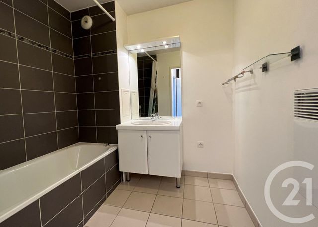 Appartement F3 &agrave; vendre - 3 pi&egrave;ces - 66,28 m2 - Noisy Le Grand - 93 - ILE-DE-FRANCE