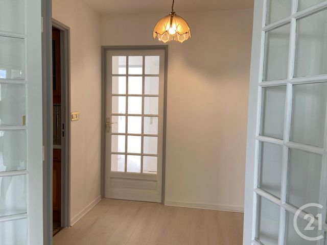 Appartement F4 &agrave; louer - 4 pi&egrave;ces - 93,56 m2 - Le Plessis Trevise - 94 - ILE-DE-FRANCE