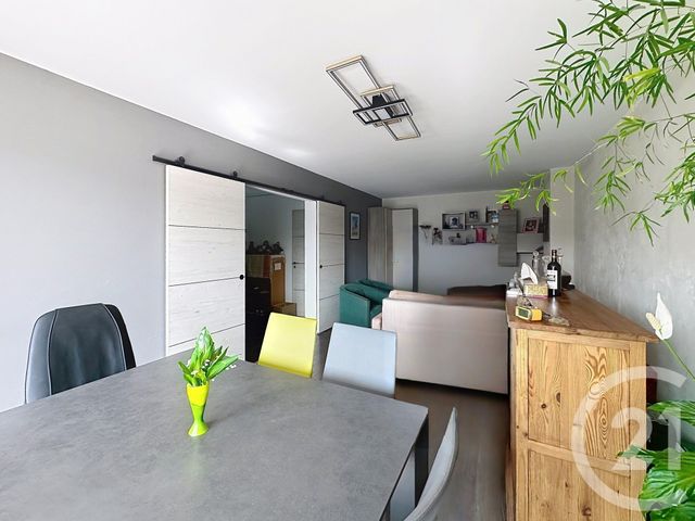 Appartement Duplex &agrave; vendre - 5 pi&egrave;ces - 113,26 m2 - Le Plessis Trevise - 94 - ILE-DE-FRANCE