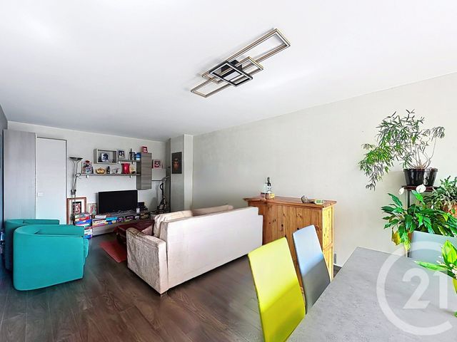 Appartement Duplex &agrave; vendre - 5 pi&egrave;ces - 113,26 m2 - Le Plessis Trevise - 94 - ILE-DE-FRANCE