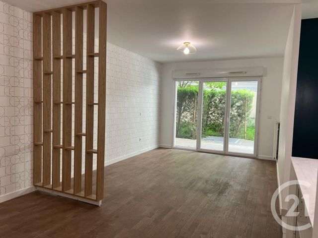 Appartement Studio &agrave; louer - 1 pi&egrave;ce - 45,61 m2 - Villiers Sur Marne - 94 - ILE-DE-FRANCE