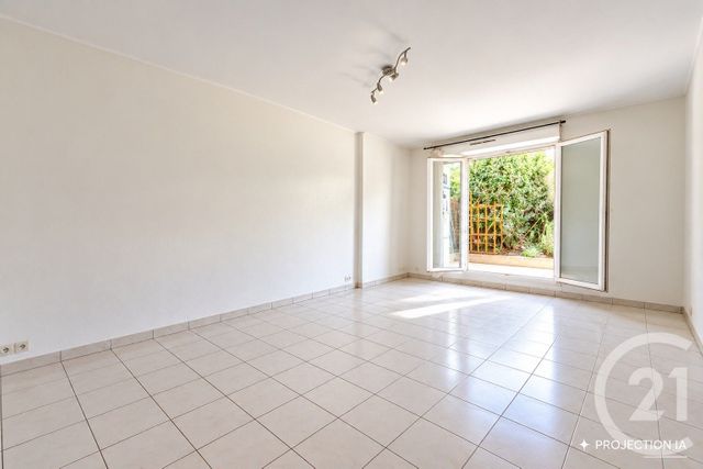 Appartement F3 &agrave; vendre - 3 pi&egrave;ces - 60,87 m2 - Le Plessis Trevise - 94 - ILE-DE-FRANCE