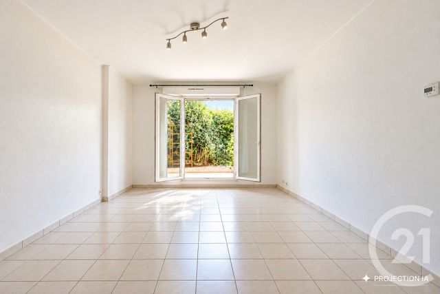 Appartement F3 &agrave; vendre - 3 pi&egrave;ces - 60,87 m2 - Le Plessis Trevise - 94 - ILE-DE-FRANCE