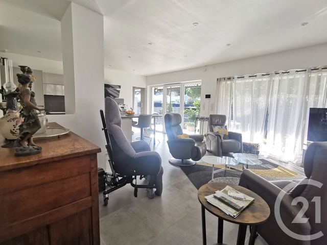 Appartement F3 à vendre - 3 pièces - 77,09 m2 - Le Grau Du Roi - 30 - LANGUEDOC-ROUSSILLON