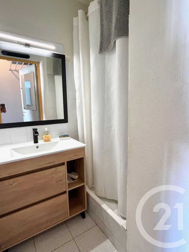 Appartement F2 &agrave; louer - 2 pi&egrave;ces - 26,78 m2 - Le Grau Du Roi - 30 - LANGUEDOC-ROUSSILLON