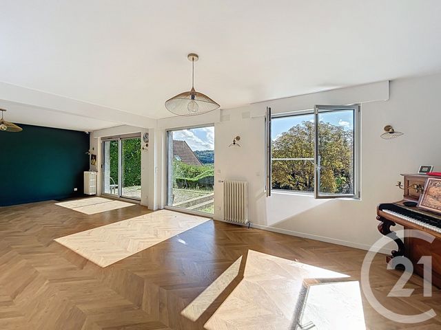 Maison à louer - 6 pièces - 185 m2 - Bievres - 91 - ILE-DE-FRANCE