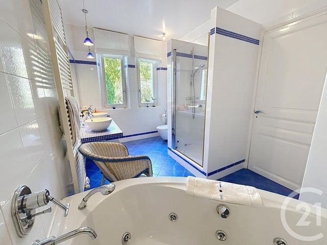 Maison à vendre - 7 pièces - 200 m2 - St Remy Les Chevreuse - 78 - ILE-DE-FRANCE