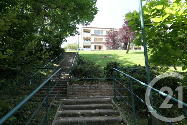 Appartement F3 &agrave; louer - 3 pi&egrave;ces - 53,54 m2 - Bievres - 91 - ILE-DE-FRANCE