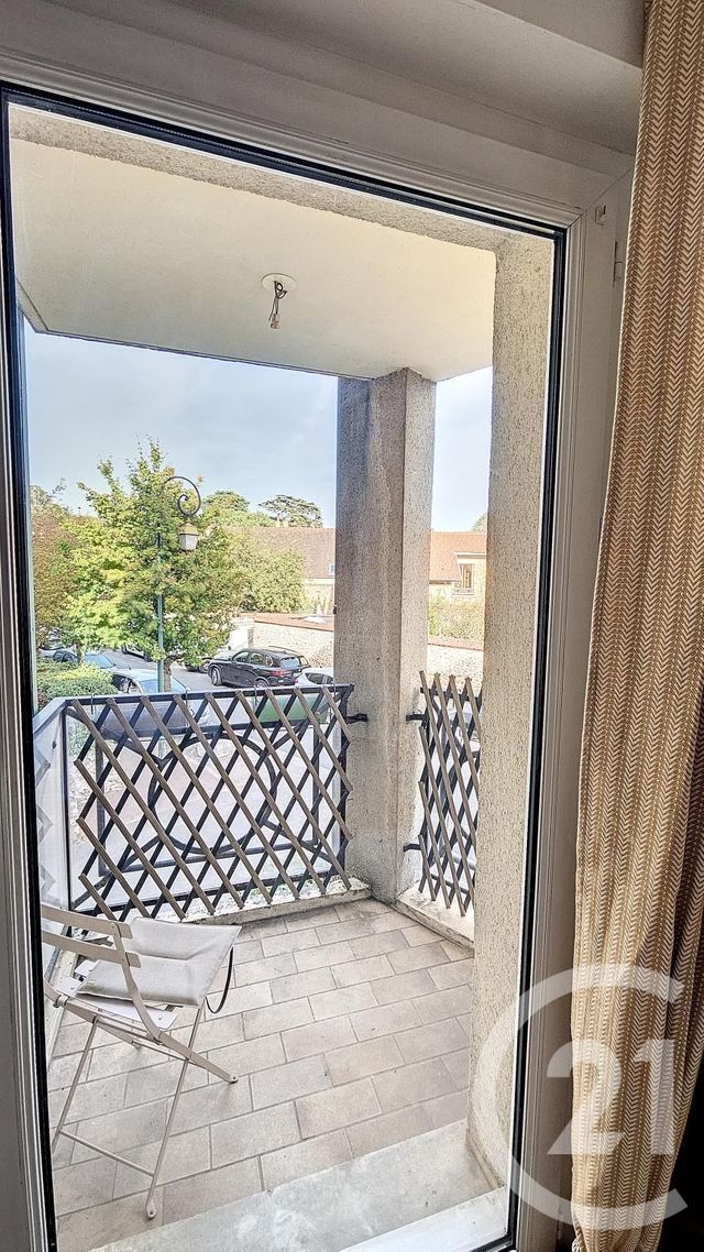 Appartement F1 &agrave; louer - 1 pi&egrave;ce - 35 m2 - Verrieres Le Buisson - 91 - ILE-DE-FRANCE