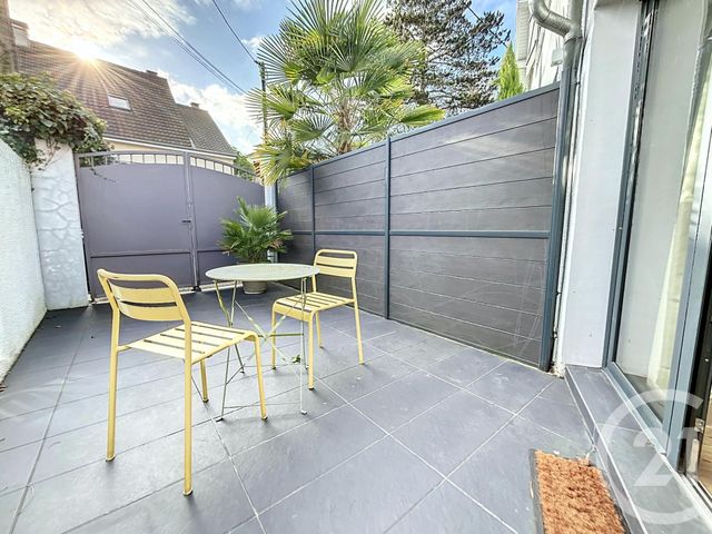 Appartement Studio &agrave; louer - 1 pi&egrave;ce - 22,57 m2 - Igny - 91 - ILE-DE-FRANCE