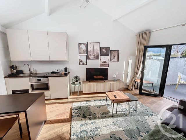 Appartement Studio &agrave; louer - 1 pi&egrave;ce - 22,57 m2 - Igny - 91 - ILE-DE-FRANCE