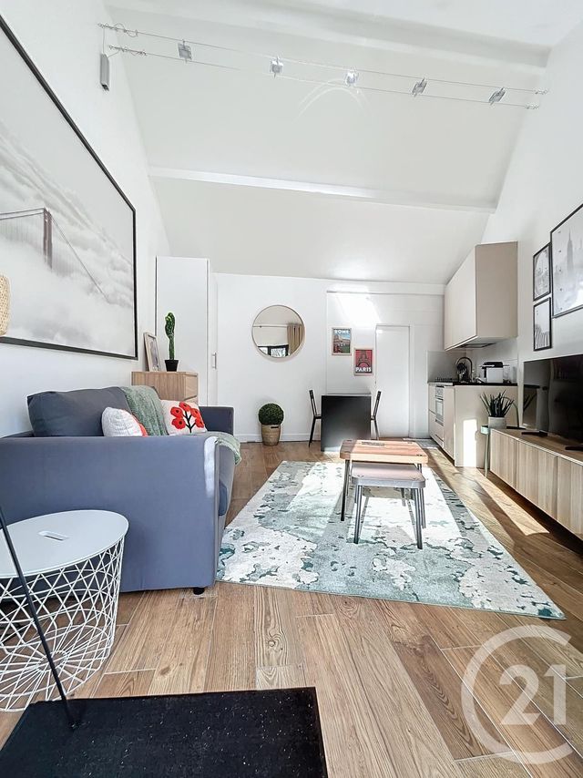 Appartement Studio &agrave; louer - 1 pi&egrave;ce - 22,57 m2 - Igny - 91 - ILE-DE-FRANCE