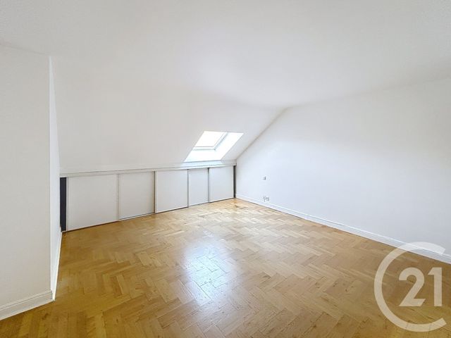Maison &agrave; louer - 6 pi&egrave;ces - 175 m2 - Chatenay Malabry - 92 - ILE-DE-FRANCE