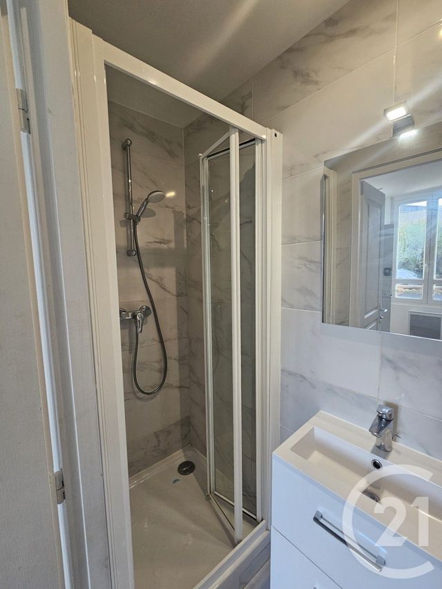 Appartement F1 &agrave; louer - 1 pi&egrave;ce - 25,77 m2 - Bievres - 91 - ILE-DE-FRANCE