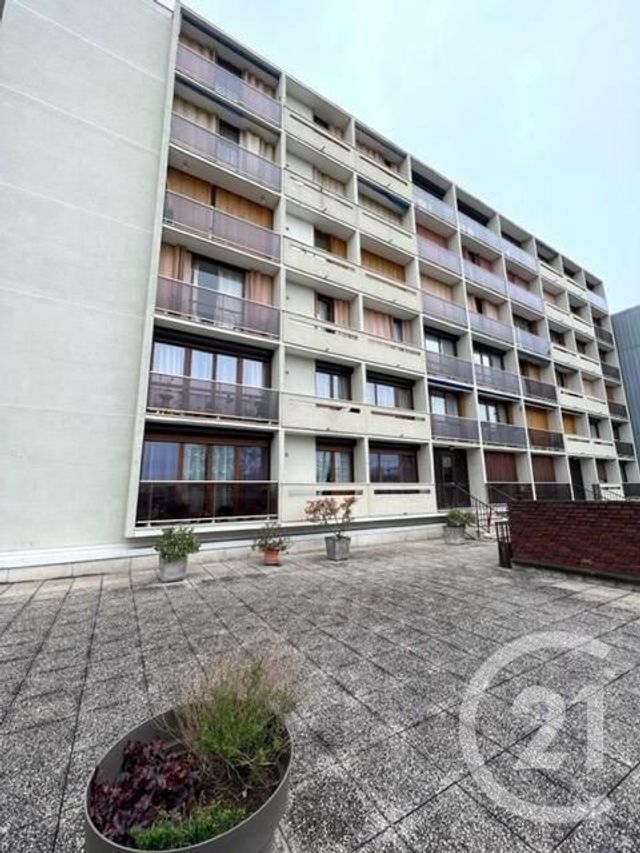 Appartement F3 à louer - 3 pièces - 65 m2 - Bezons - 95 - ILE-DE-FRANCE