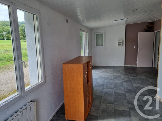 Local commercial à louer - 64.0 m2 - 74 - Haute-Savoie