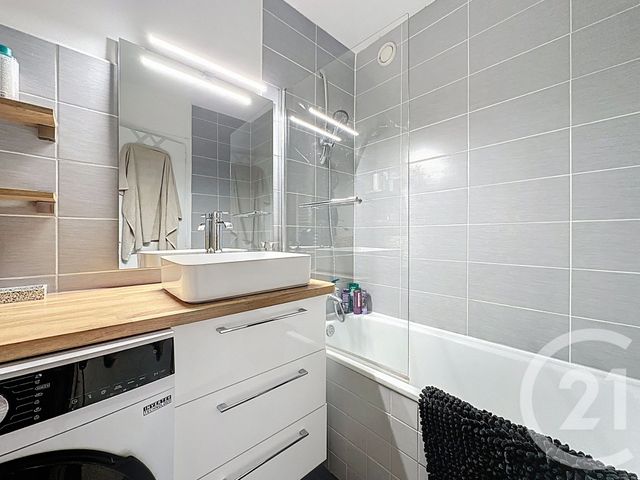 Appartement F4 à vendre - 4 pièces - 80,05 m2 - Rumilly - 74 - RHONE-ALPES