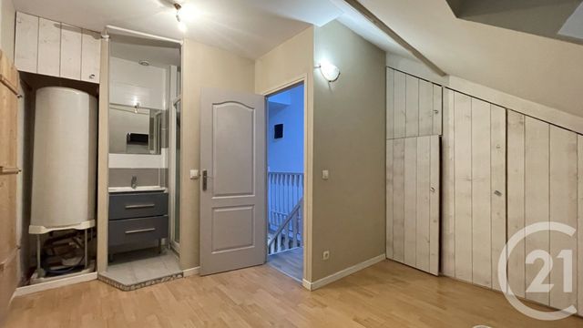 Appartement F5 à vendre - 5 pièces - 81,40 m2 - Rumilly - 74 - RHONE-ALPES