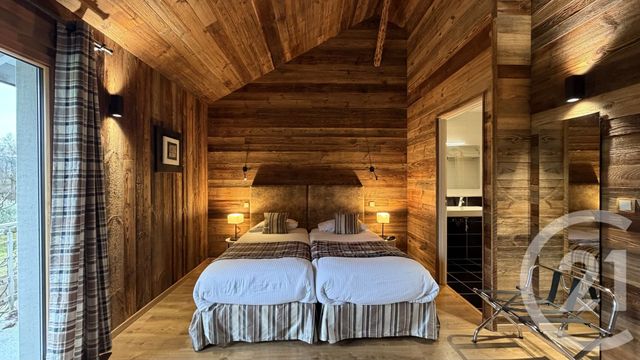 Immeuble à vendre None