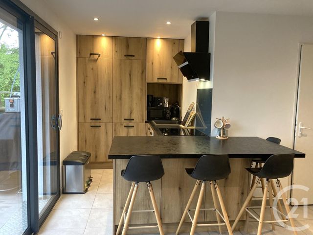 Appartement T3 à louer - 3 pièces - 47 m2 - Rumilly - 74 - RHONE-ALPES