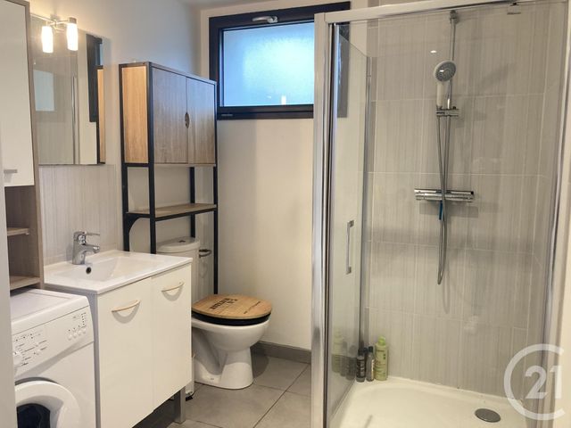 Appartement T3 à louer - 3 pièces - 47 m2 - Rumilly - 74 - RHONE-ALPES