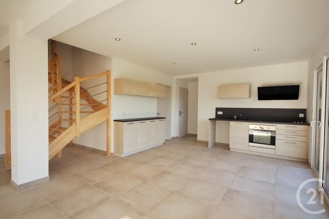 Maison &agrave; louer - 5 pi&egrave;ces - 118,21 m2 - Hauteville Sur Fier - 74 - RHONE-ALPES