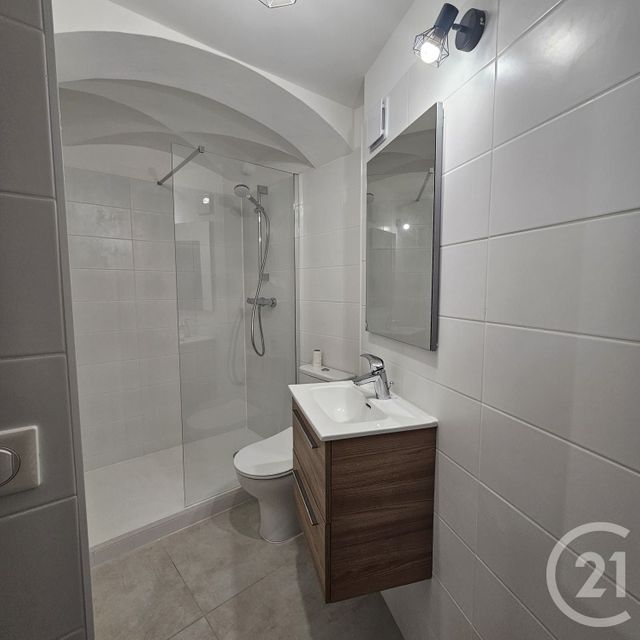 Appartement T2 &agrave; louer - 2 pi&egrave;ces - 33,60 m2 - Rumilly - 74 - RHONE-ALPES