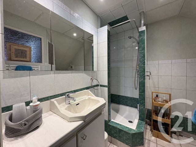 Maison &agrave; louer - 4 pi&egrave;ces - 144 m2 - Sales - 74 - RHONE-ALPES