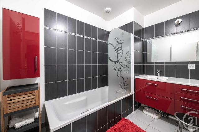 Maison &agrave; louer - 4 pi&egrave;ces - 80,28 m2 - Rumilly - 74 - RHONE-ALPES