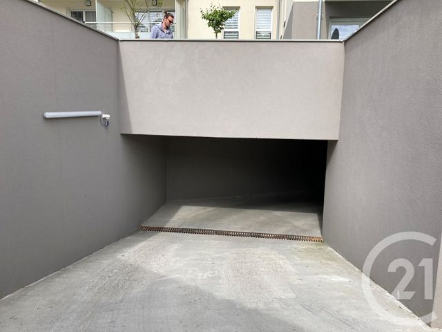 Parking &agrave; louer - 20,63 m2 - Rumilly - 74 - RHONE-ALPES