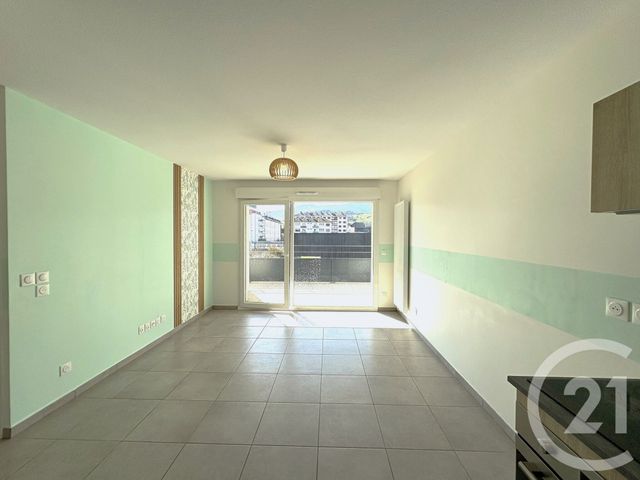 Appartement T2 &agrave; louer - 2 pi&egrave;ces - 42,32 m2 - Rumilly - 74 - RHONE-ALPES